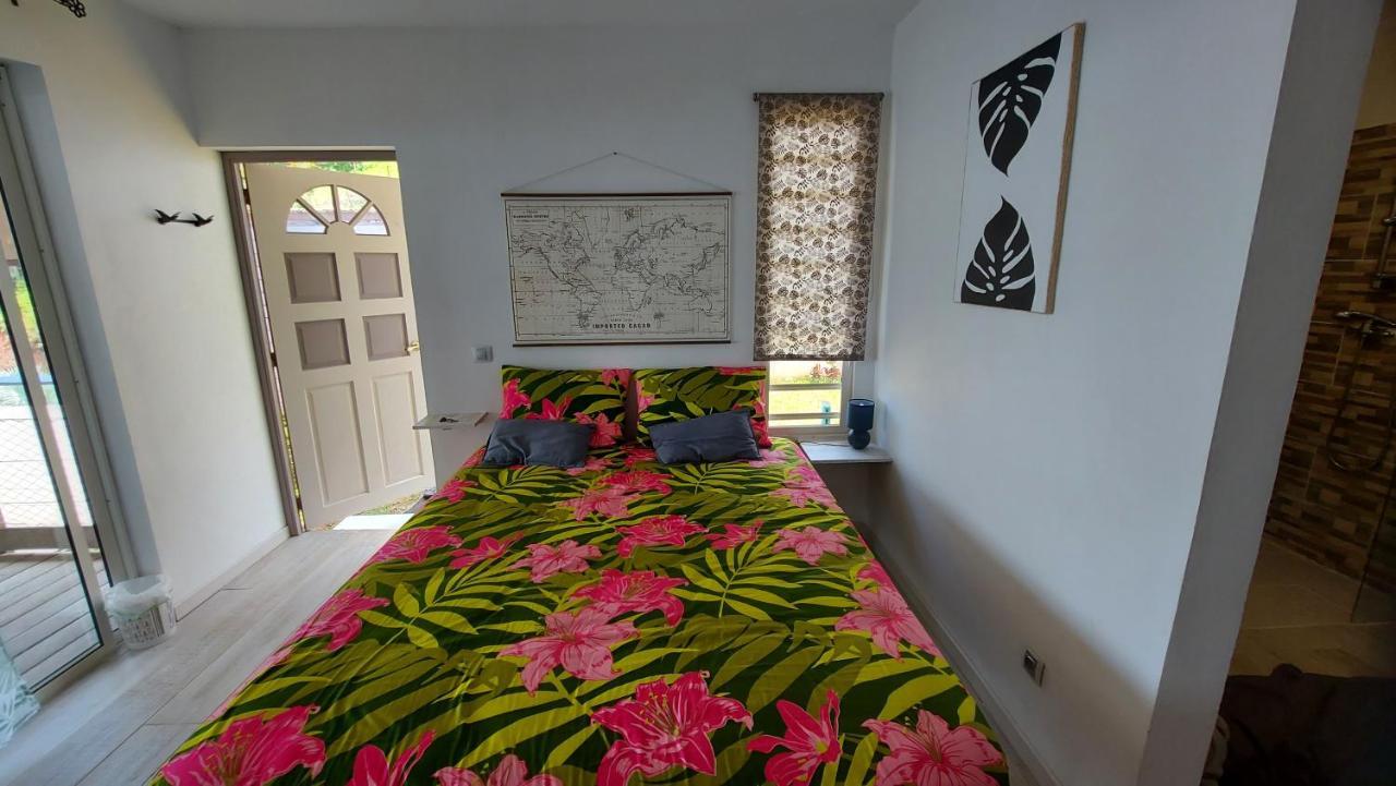 Studio Vaimiti Pour 2 Personnes Vue Mer Et Moorea Faaa Exteriör bild