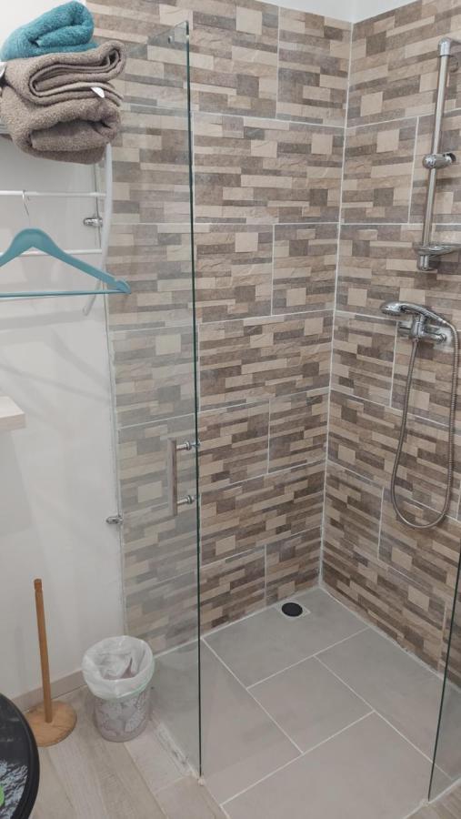 Studio Vaimiti Pour 2 Personnes Vue Mer Et Moorea Faaa Exteriör bild